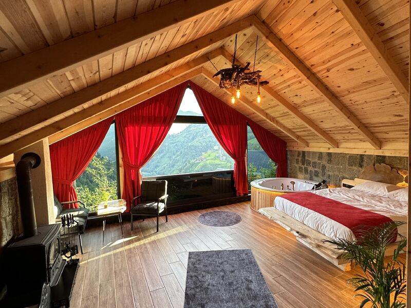 Loresima Dağ Evleri